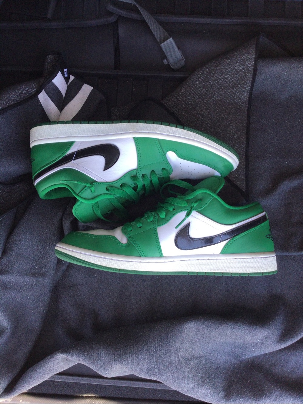 Nike Men’s Low-Top Athletic Shoes in Green, White & Black